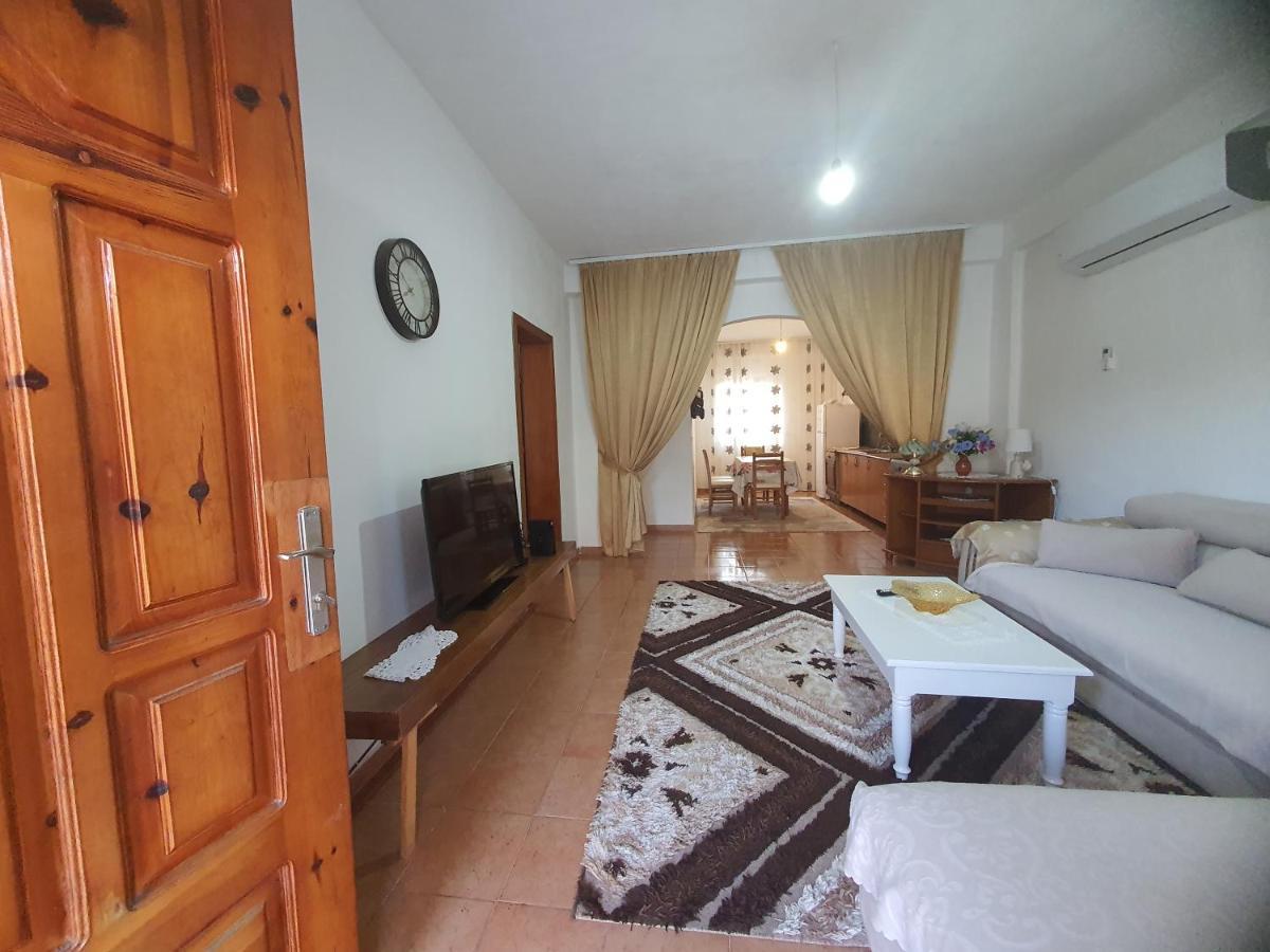 Spacious House With A Big Garden And Fire Pit Villa Tirana Eksteriør billede